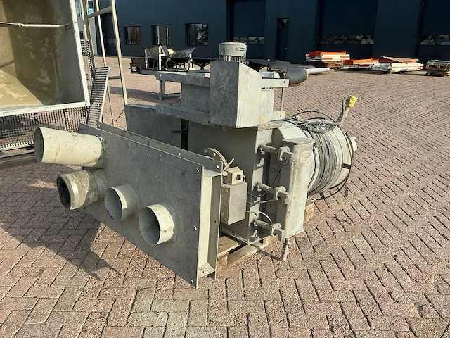 Hek bv cement doseermachine met stofafzuiging - afbeelding 1 van  15