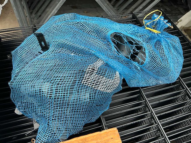 Hekwerk met palen (70,00 mtr) - afbeelding 3 van  11