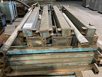 Hekwerk met poten - afbeelding 4 van  6