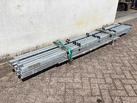 Hekwerkpalen 3 meter (13x) - afbeelding 1 van  7
