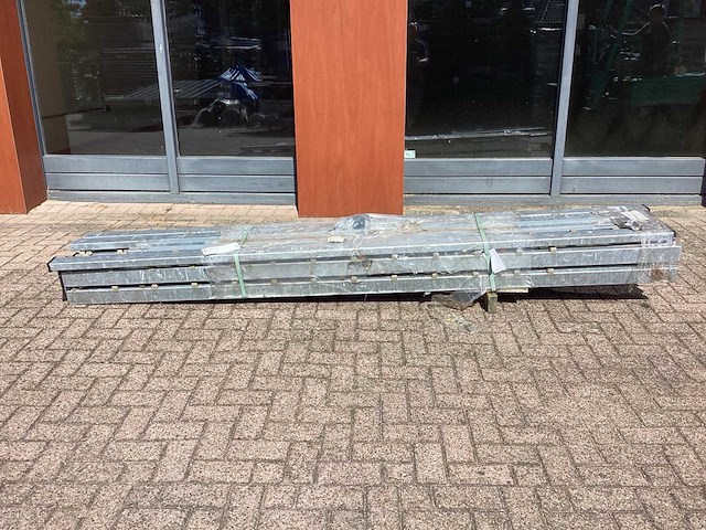 Hekwerkpalen 3 meter (23x) - afbeelding 2 van  9