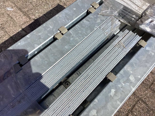Hekwerkpalen 3 meter (23x) - afbeelding 9 van  9