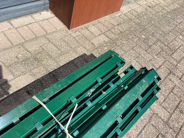 Hekwerpalen groen (15x) - afbeelding 9 van  9