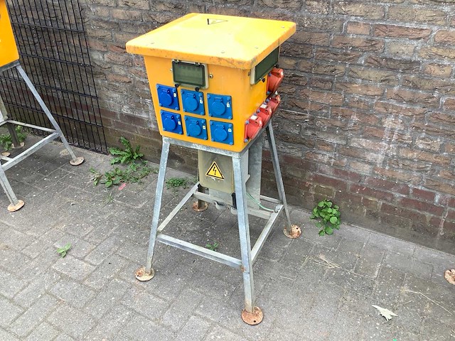 Helaf 32amp doorstroom verdeelbord - afbeelding 1 van  1