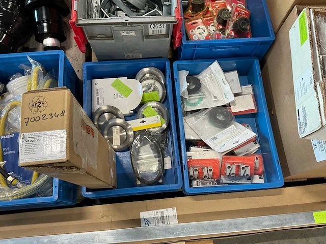 Hele grote partij installatiematerialen - afbeelding 9 van  38