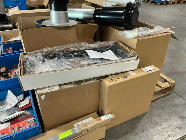 Hele grote partij installatiematerialen - afbeelding 15 van  38