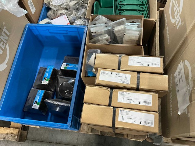 Hele grote partij installatiematerialen - afbeelding 20 van  38