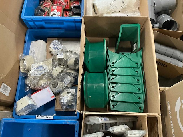 Hele grote partij installatiematerialen - afbeelding 21 van  38