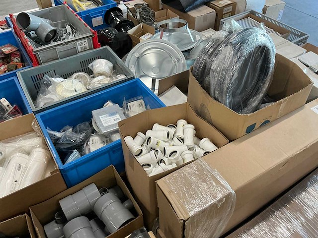 Hele grote partij installatiematerialen - afbeelding 30 van  38
