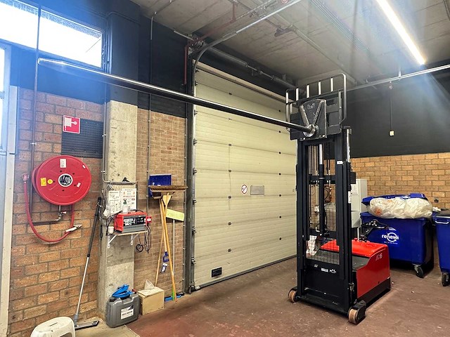 Heli - 2019 - ac16 - stapelaar met draagdoorn - afbeelding 2 van  13