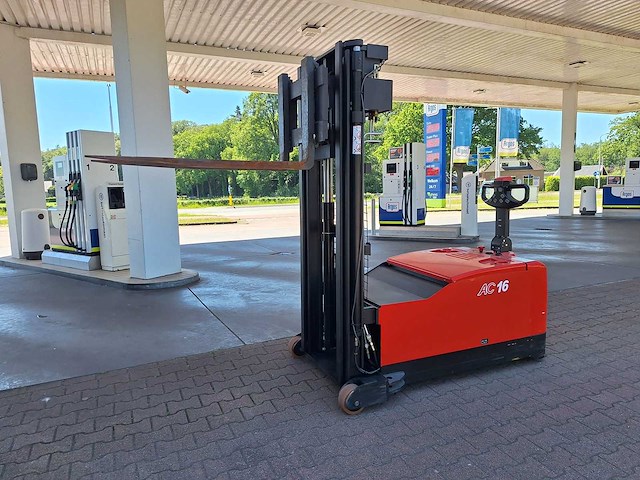 Heli - 2020 - ccd 16 - 970 - stapelaar - afbeelding 1 van  6
