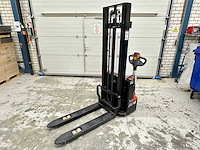 Heli - 2022 - cdd15j - stapelaar