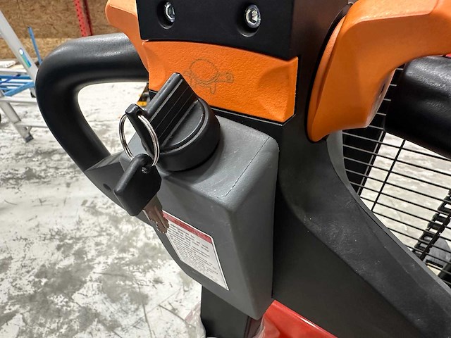 Heli - 2022 - cdd15j - stapelaar - afbeelding 6 van  10