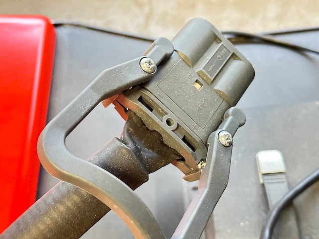 Heli - 2023 - ac16 - stapelaar - afbeelding 8 van  17