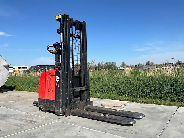 Heli cdd 16 stacker - afbeelding 1 van  10