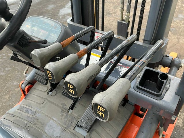 Heli cpyd18 vorkheftruck - afbeelding 11 van  13