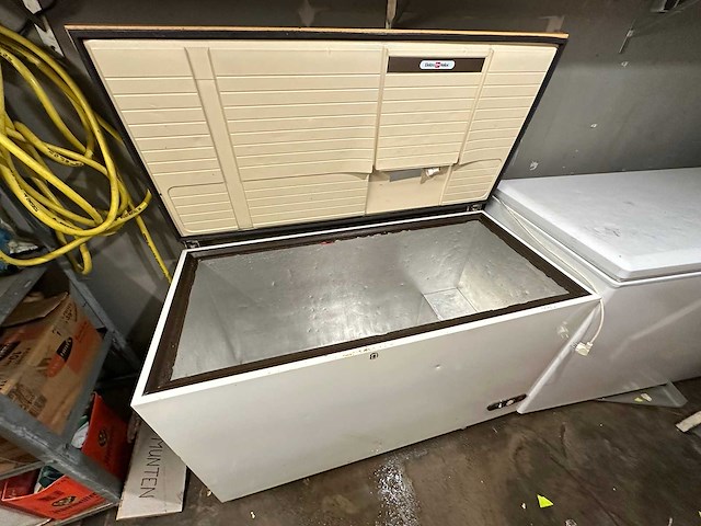 Helios - vrieskist - afbeelding 1 van  3