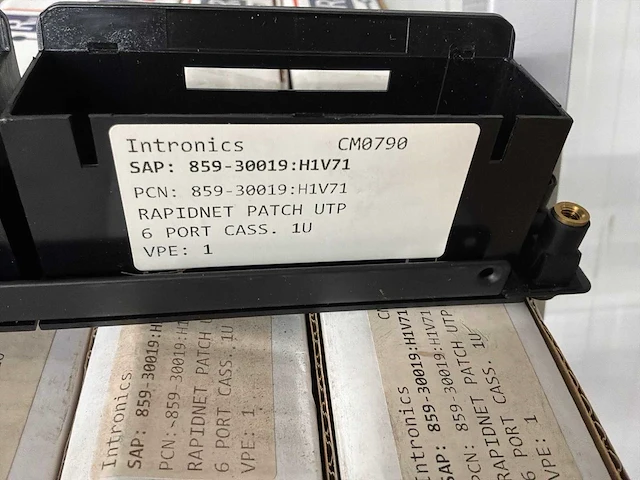 Hellemann tyton rapidnet patch utp (6x) - afbeelding 3 van  4
