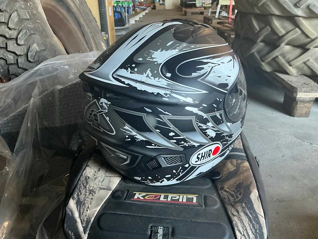 Helm met koffer, kappen atv - afbeelding 4 van  12