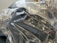 Helm - afbeelding 4 van  6