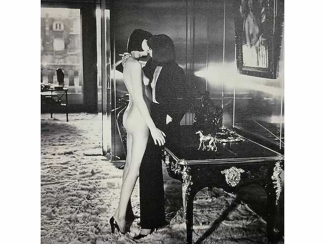 Helmut newton - foto op doek - 50 x 50 - afbeelding 1 van  2