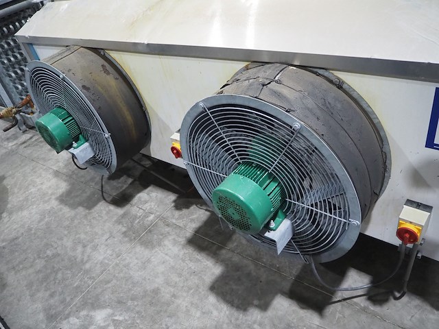 Helpman - afbeelding 5 van  9