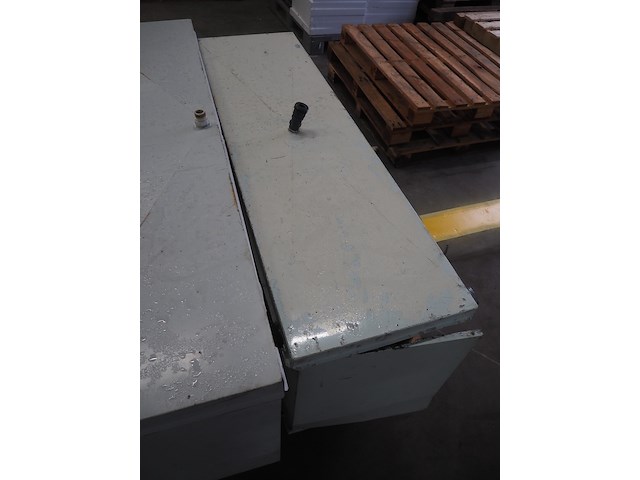 Helpman - afbeelding 3 van  6