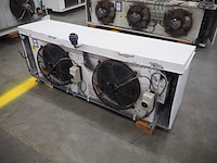 Helpman - afbeelding 1 van  8