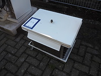 Helpman - afbeelding 2 van  9