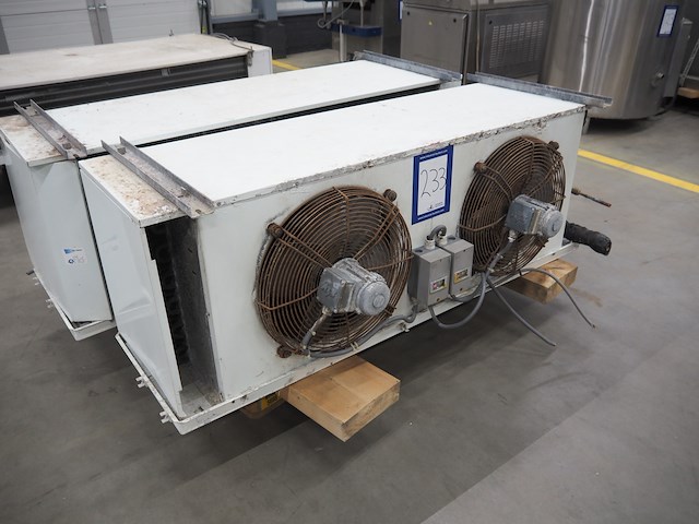 Helpman - afbeelding 1 van  7