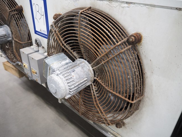 Helpman - afbeelding 5 van  8