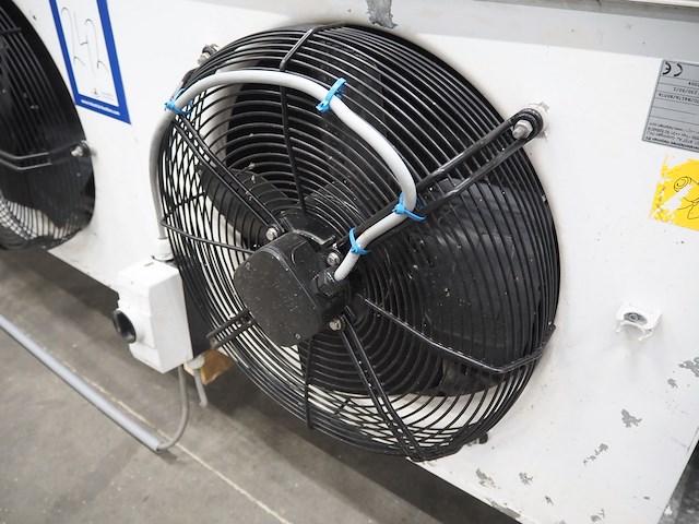 Helpman - afbeelding 8 van  12