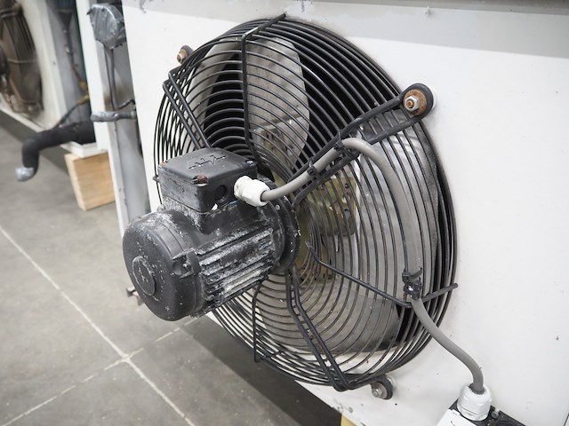 Helpman - afbeelding 10 van  12