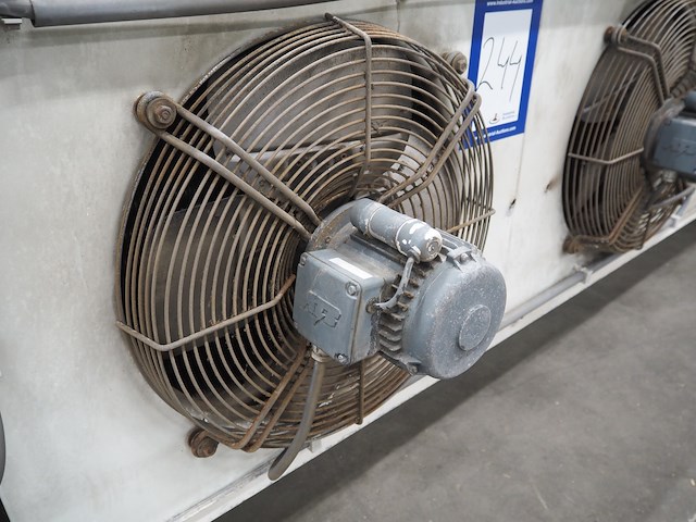 Helpman - afbeelding 6 van  10