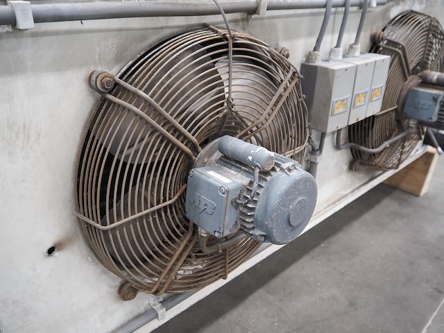 Helpman - afbeelding 7 van  10