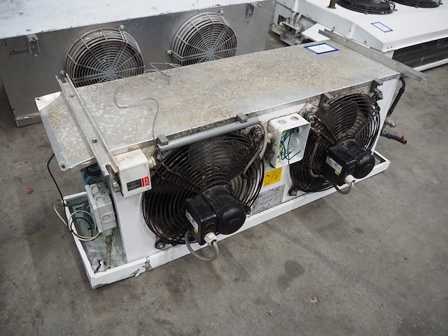 Helpman - afbeelding 2 van  4