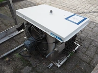 Helpman - afbeelding 4 van  8