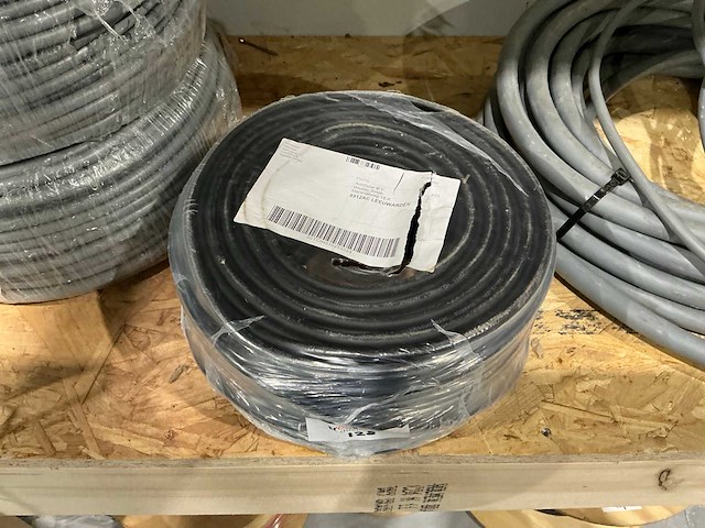 Helukabel h05rn-f onaangebroken kabel - afbeelding 2 van  3