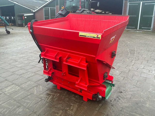 Hemach - 2024 - 1000 - boxenstrooier - afbeelding 1 van  7