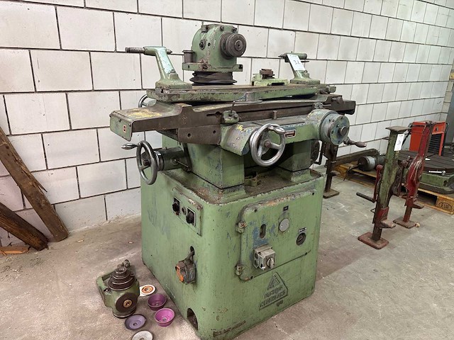 Hembrug - slijpmachine - afbeelding 1 van  6