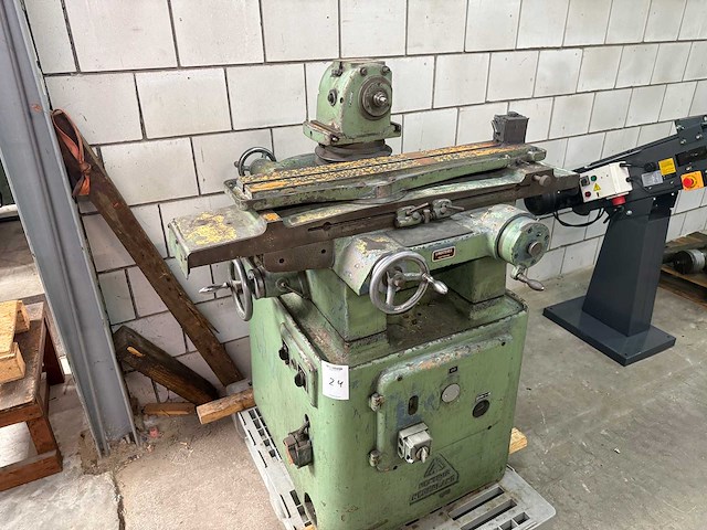 Hembrug - slijpmachines - afbeelding 1 van  2