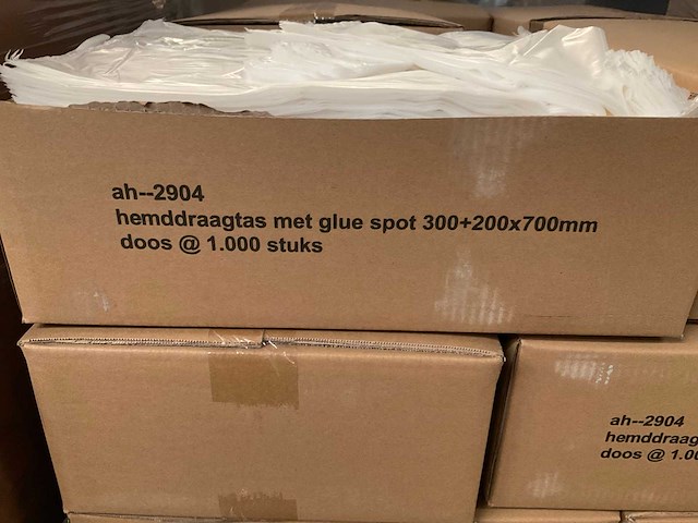 Hemddraagtassen met glue spot 300+200x700mm (30000x) - afbeelding 2 van  2