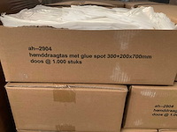 Hemddraagtassen met glue spot 300+200x700mm (30000x) - afbeelding 2 van  2