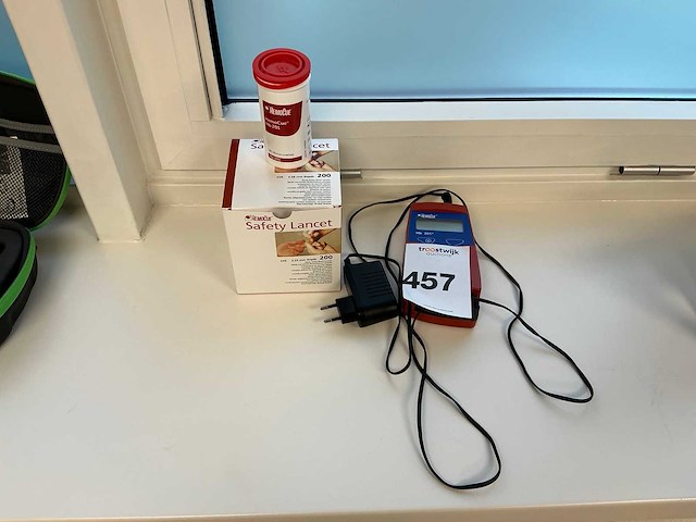 Hemocue hb201+ analyzer - afbeelding 1 van  4