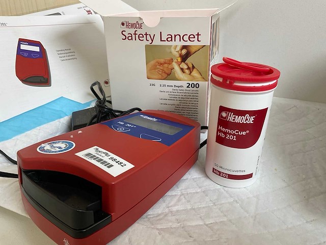 Hemocue hb201+ hemoglobinemeter - afbeelding 5 van  5