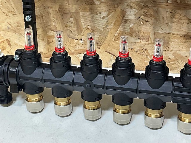 Henco verdeler rechts - afbeelding 5 van  8