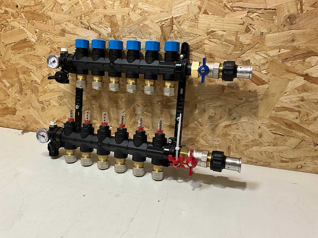 Henco verdeler rechts - afbeelding 2 van  8