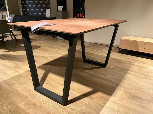 Henders & hazel limada hoge eetkamertafel - afbeelding 1 van  10