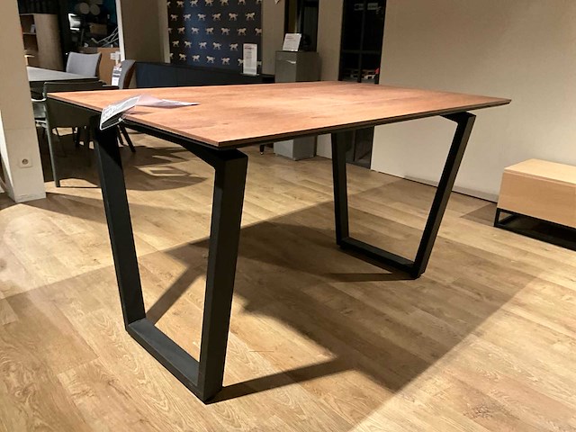 Henders & hazel limada hoge eetkamertafel - afbeelding 6 van  10