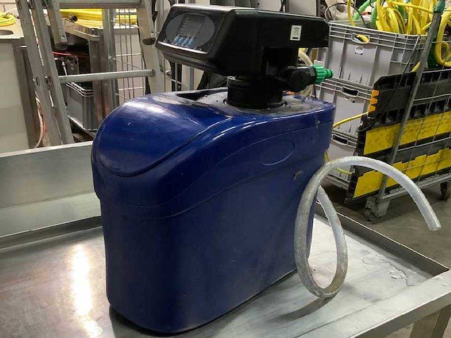 Hendi - water softener - afbeelding 1 van  6